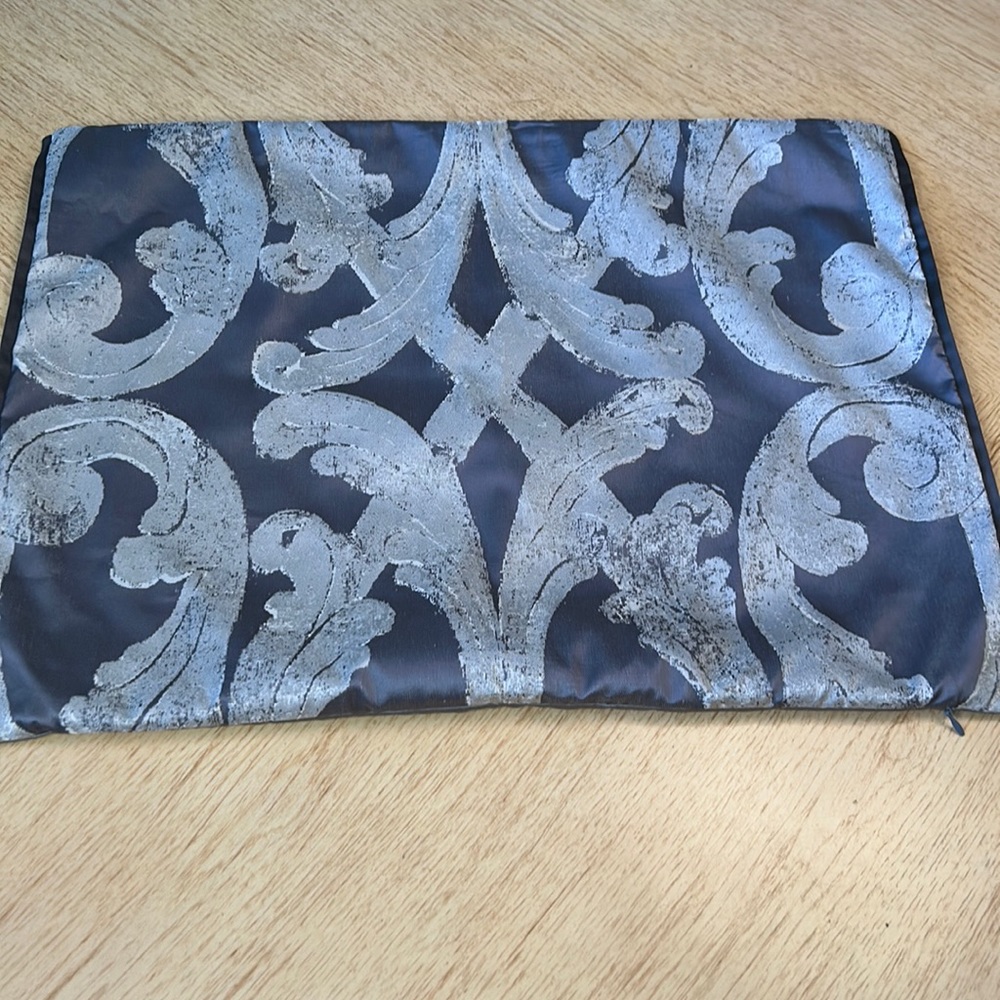 Designers Guild Pillow Cover